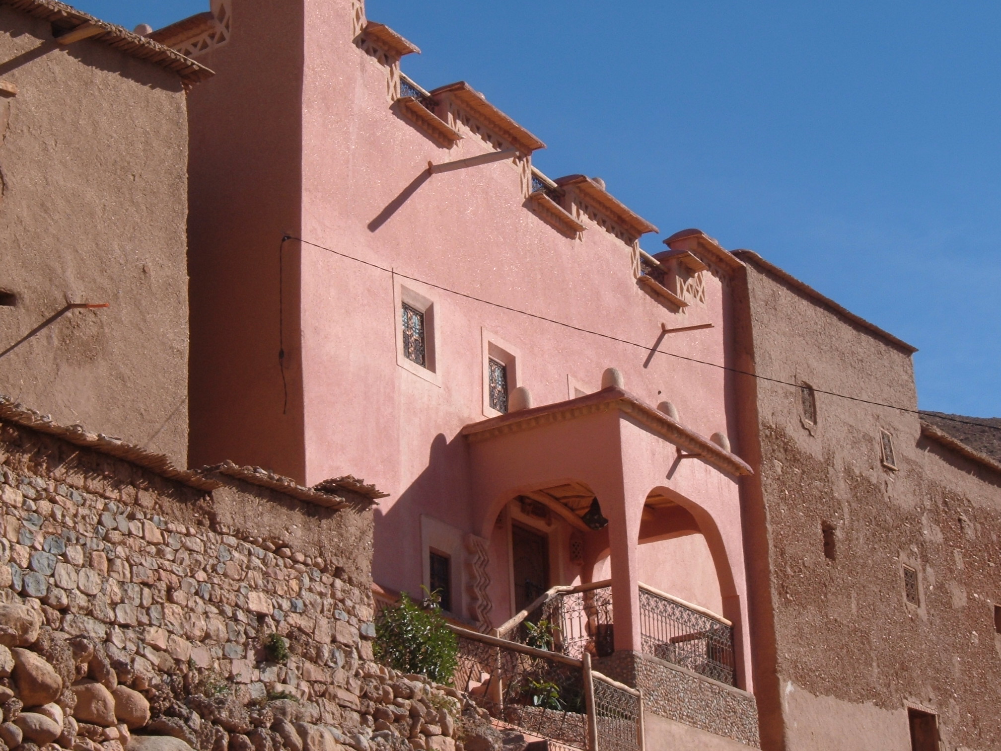 What does a traditional Berber house look like? What does a traditional Berber house look like?