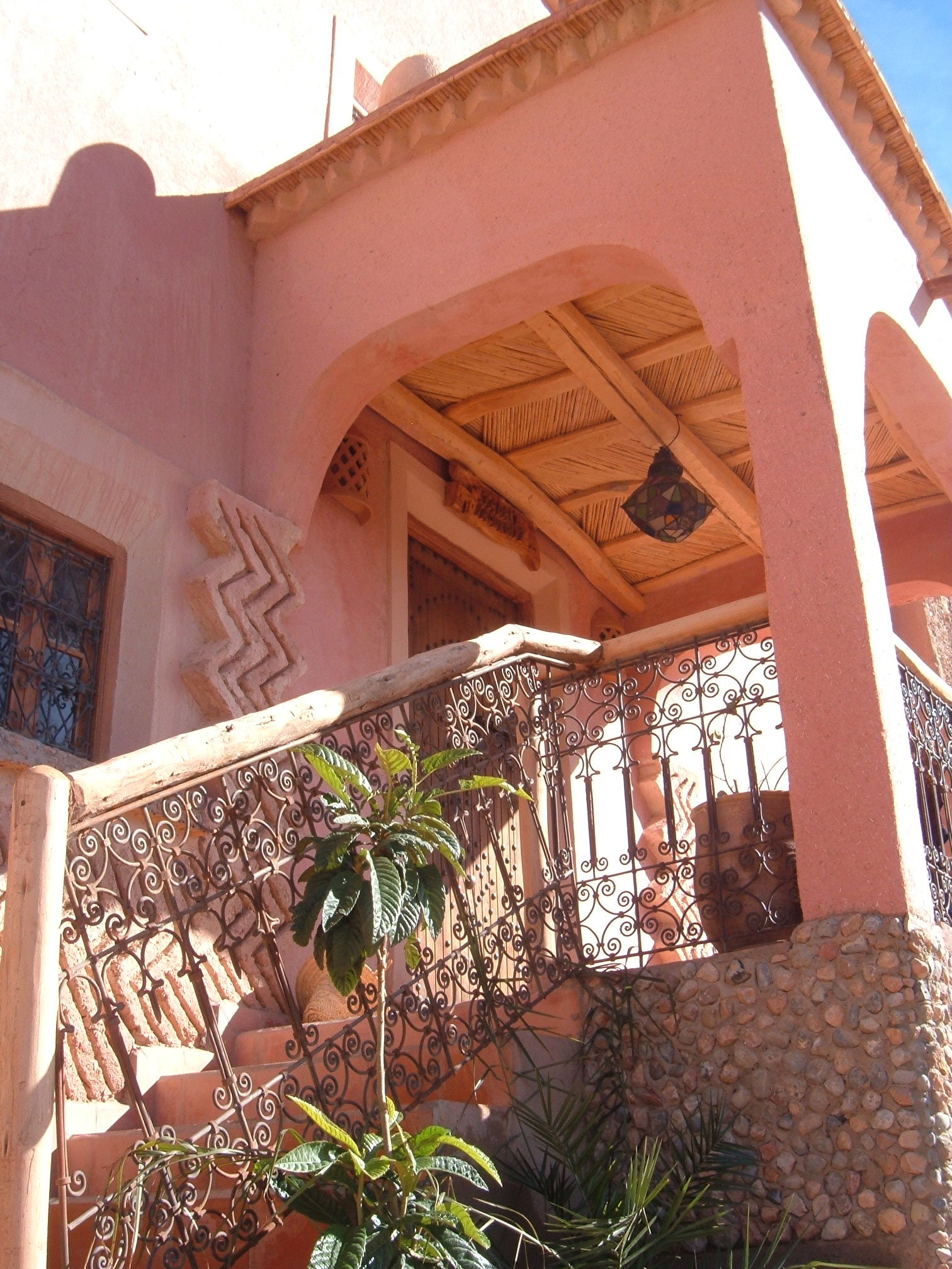 What does a traditional Berber house look like? What does a traditional Berber house look like?