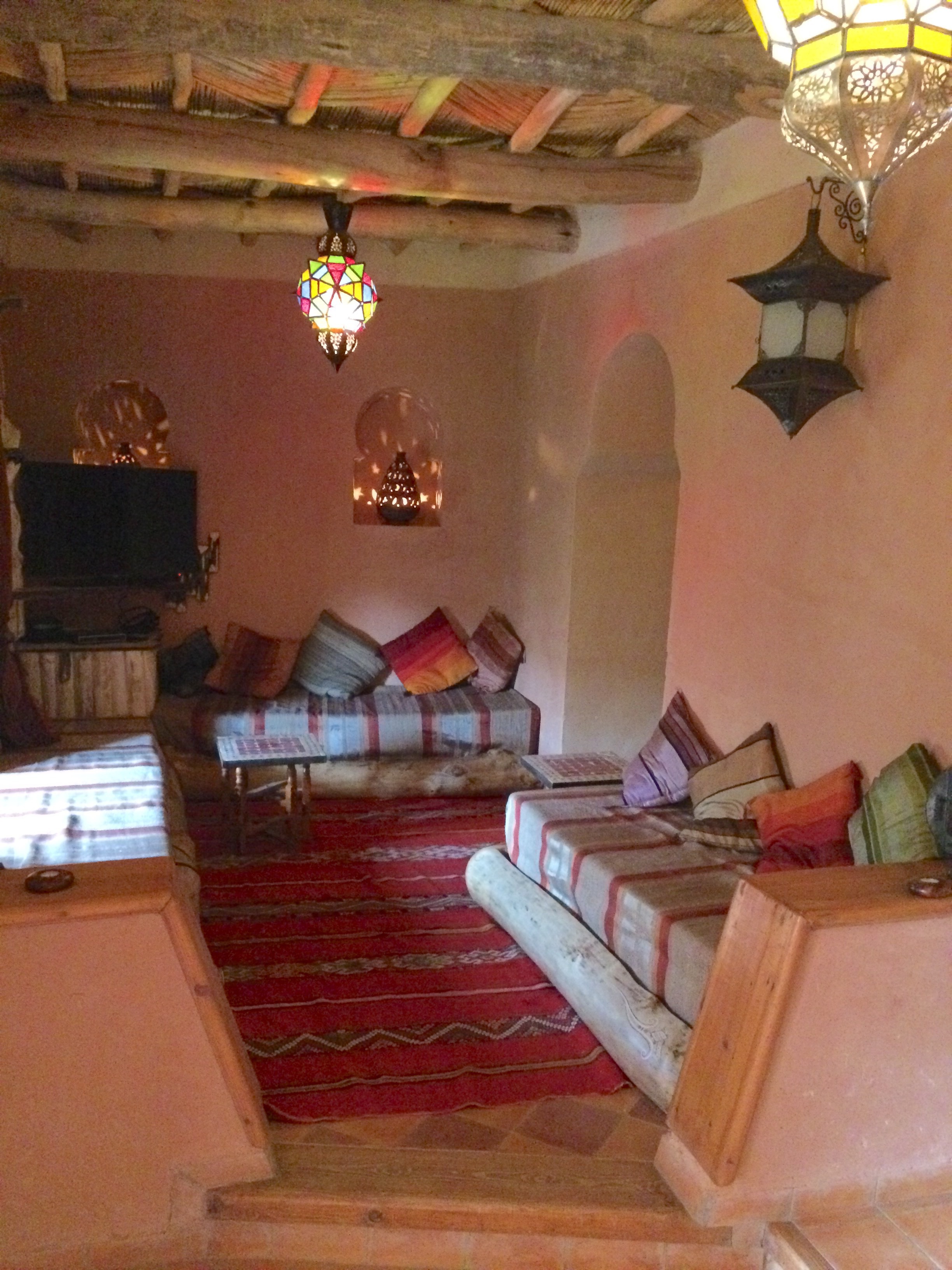 What does a traditional Berber house look like? What does a traditional Berber house look like?