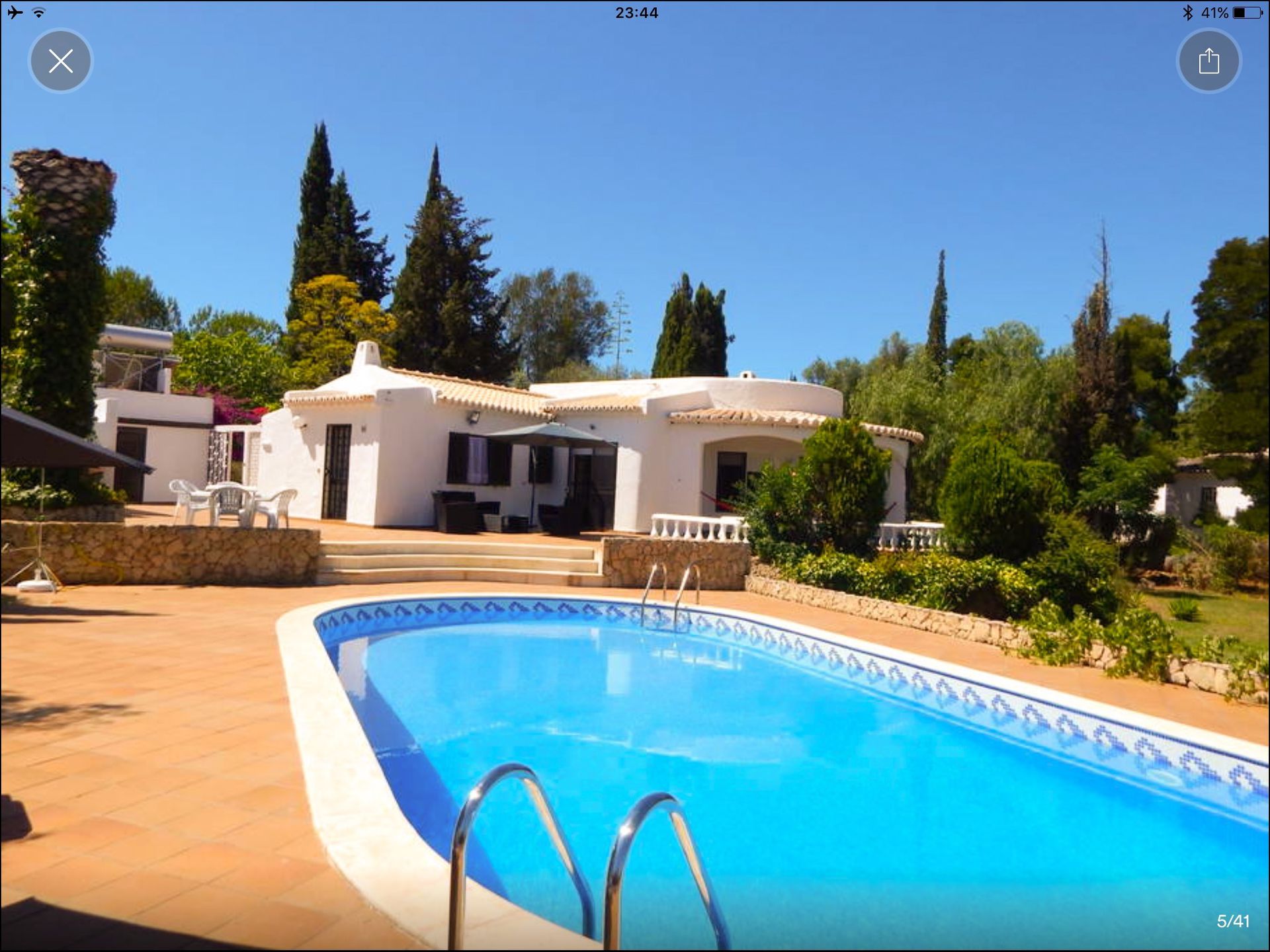 Villa com piscina luxo algarve// casa moderna 4 quartos londres ... Villa moderna con piscina