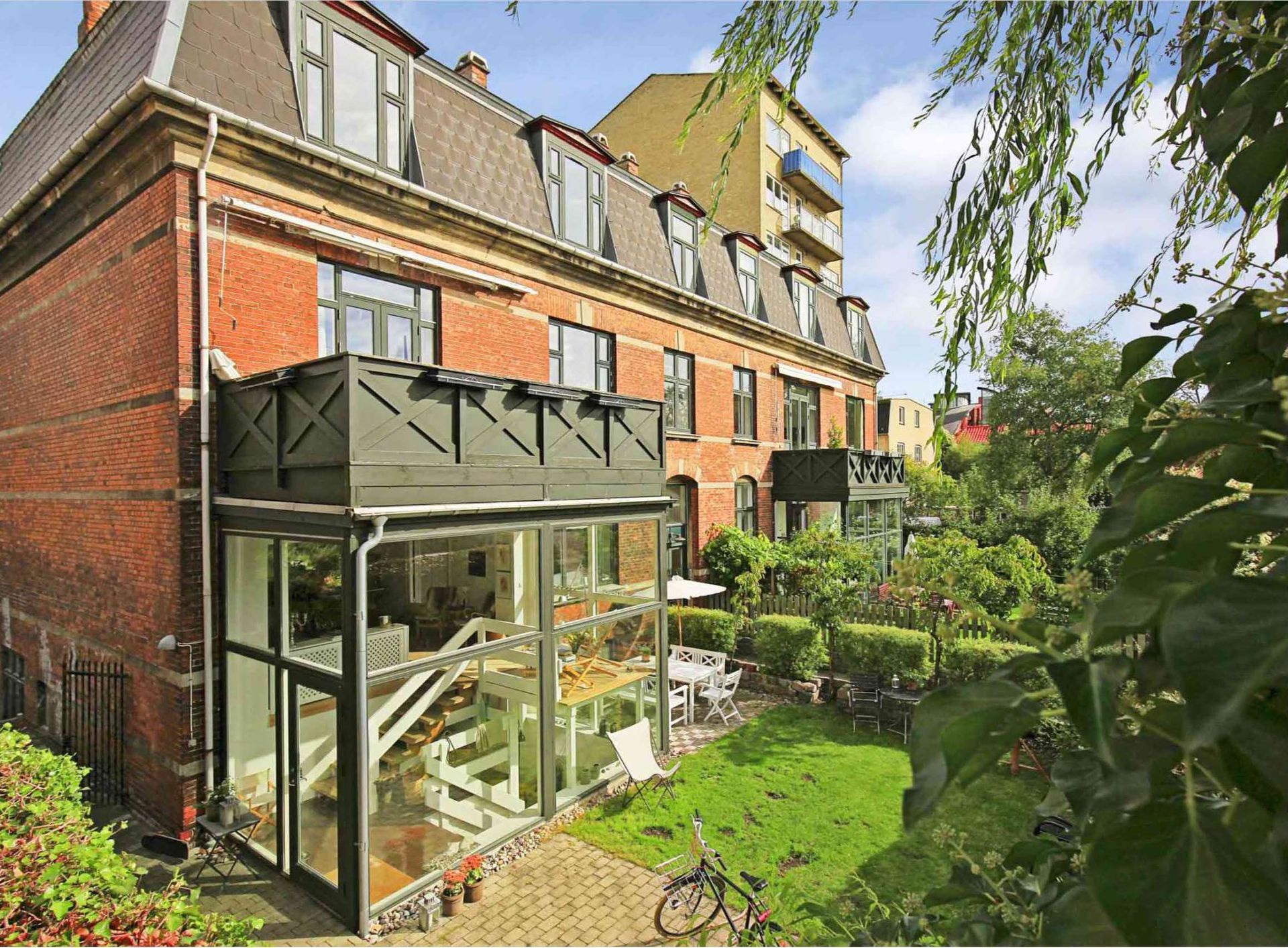 Exchange apartments for a private house: the nuances of the transaction 43 Exchange apartments for a private house: the nuances of the transaction 24